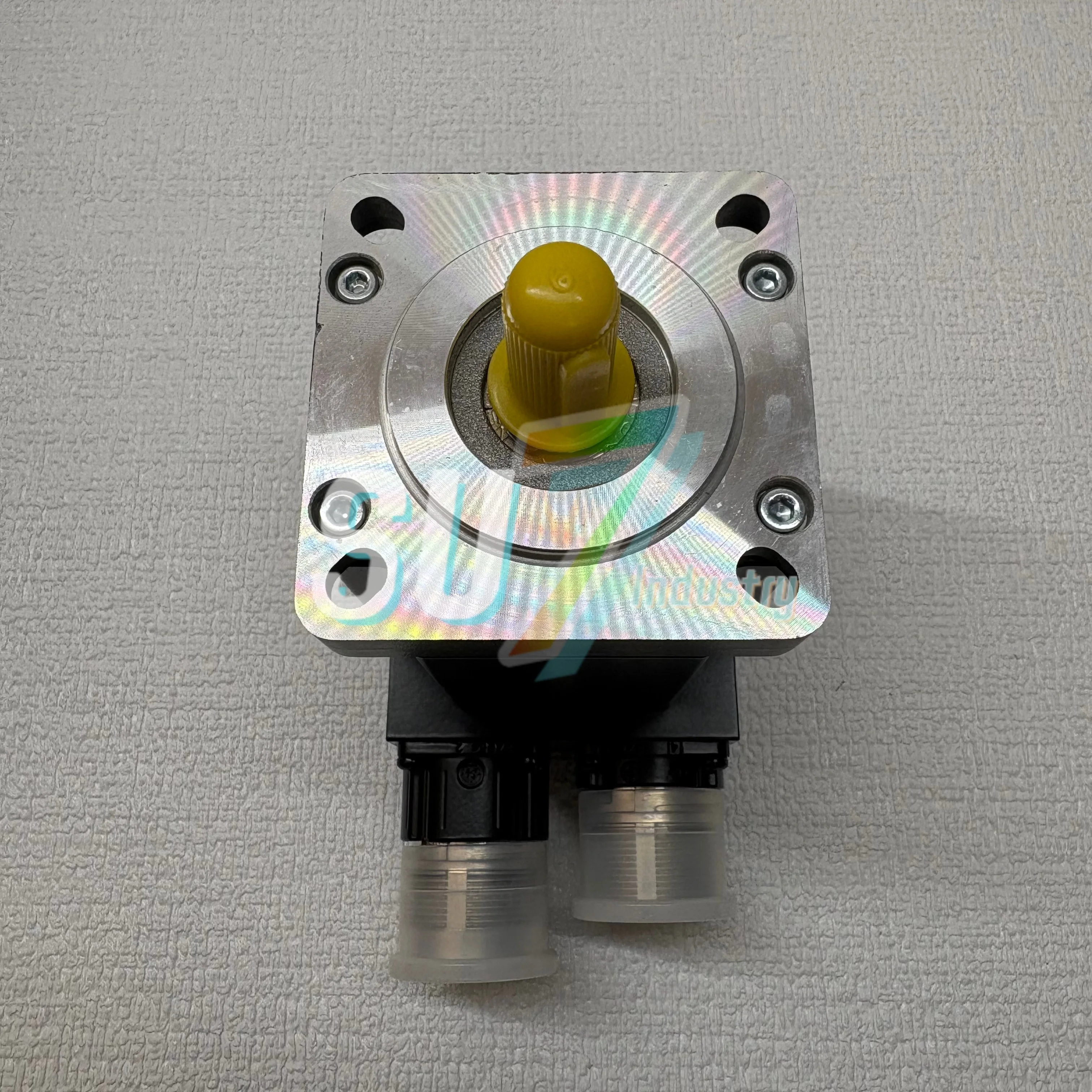 8LSA24.R0060C100-3  Servo motor8LSA24.R0060C100-3     new in box