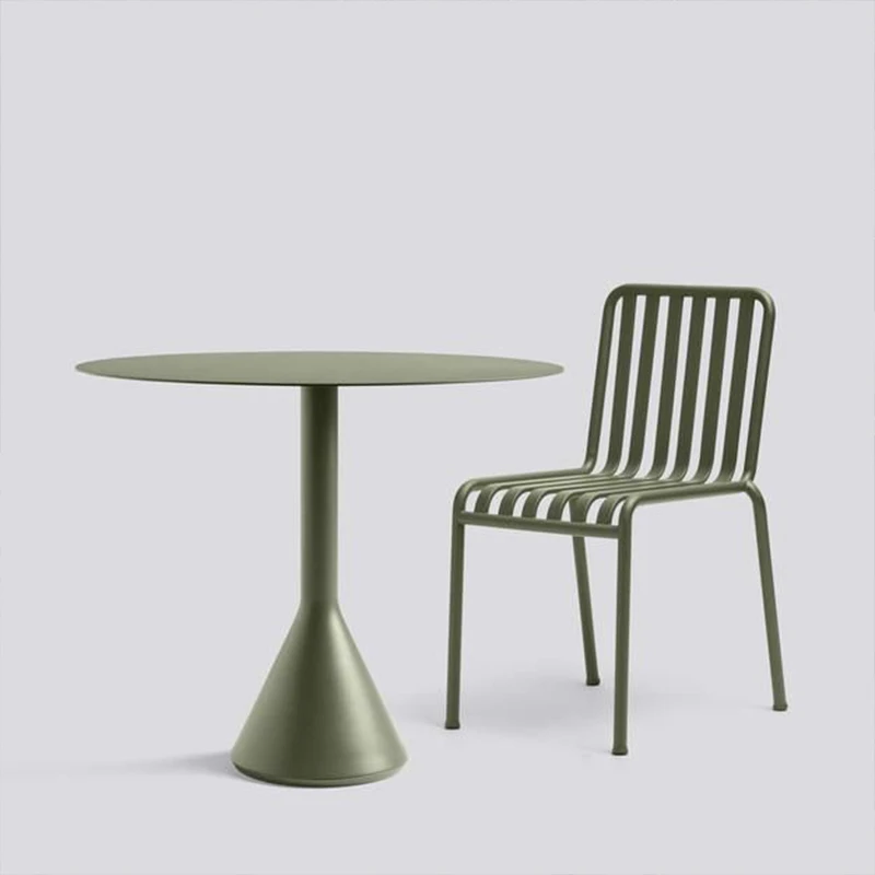 Nordic outdoor wrought iron leisure table and chair set courtyard balcony cafe milk tea shop outside table and chair combination