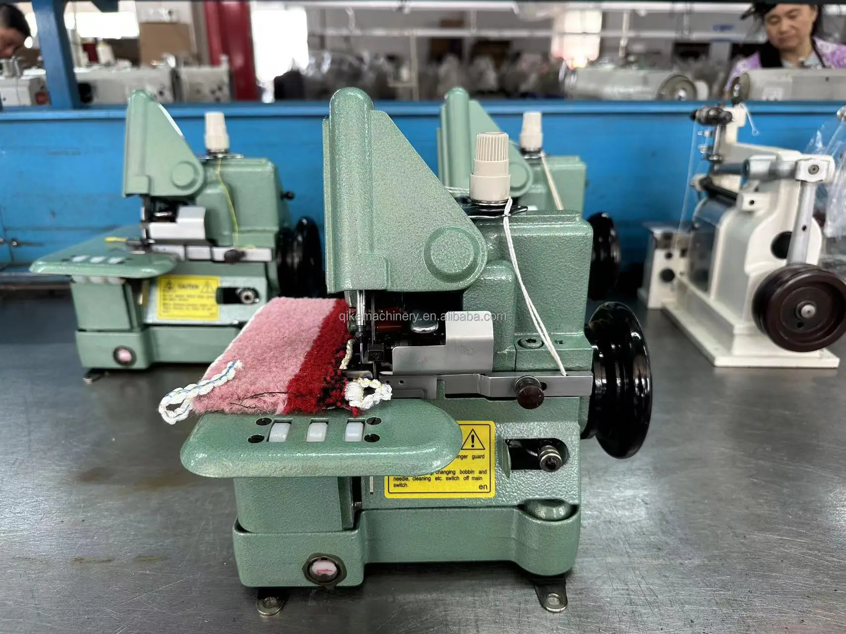 QK-30 Merrow Type Armband Emblem Hemming Over Edging Sewing Machine for School Uniforms Sports Wear