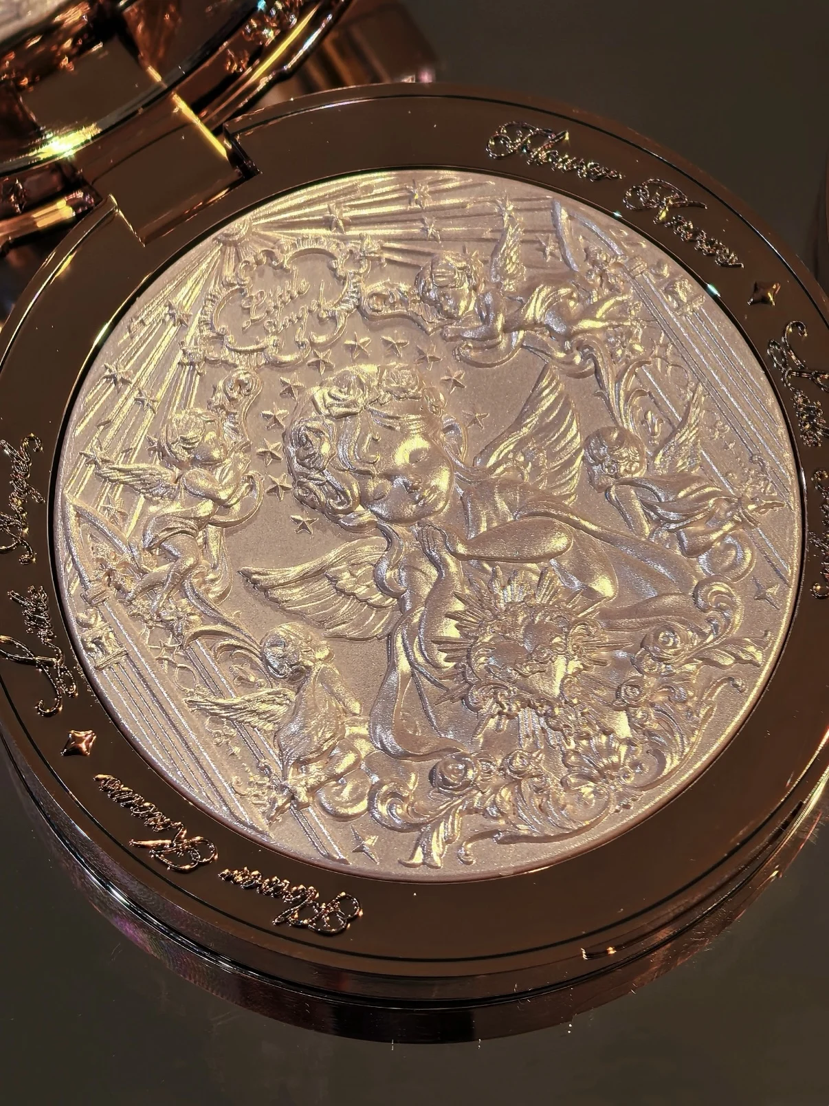 Flor sabe pequeno anjo coleção alto brilho em relevo pó fosco destaque brilho natural maquiagem de longa duração 8g