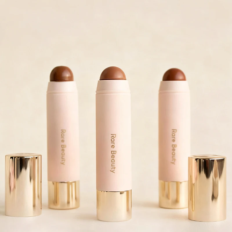 Rare Beauty 3D Konturujący Bronzer w Sztyfcie Rozświetlacz do Twarzy w Sztyfcie Rozświetlający i Rozjaśniający Krem do Makijażu w Sztyfcie