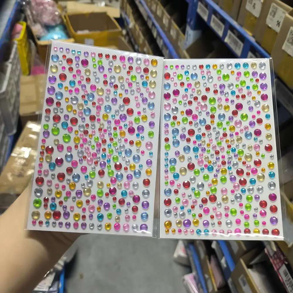 

1 шт. 3D Рождественские красочные украшения для лица, татуировки, наклейки 3-6 мм, блестящие алмазные самоклеящиеся наклейки для вечерние, макияжа, татуировки с драгоценными камнями