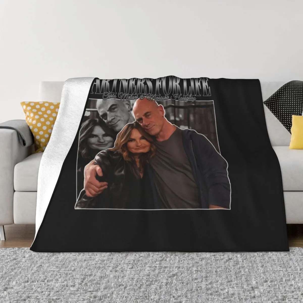 

Partners for Life Mariska Hargitay and Chris Meloni 90s Inspired Vintage Homage Classic Throw Blanket warm for winter Blankets