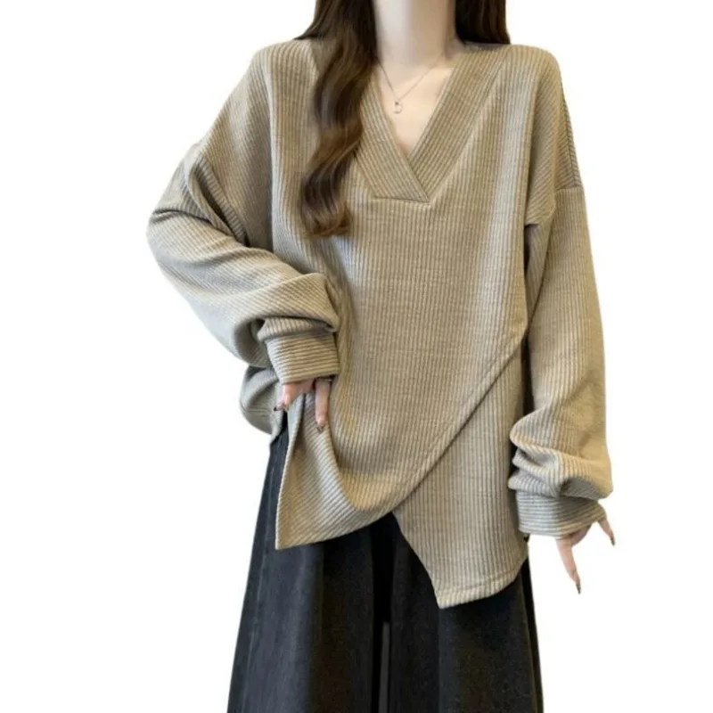 Irregular V-neck Sweatshirt for Women in Autumn and Winter Sweet Soft Glutinous Slim Bottom Shirt Trendy