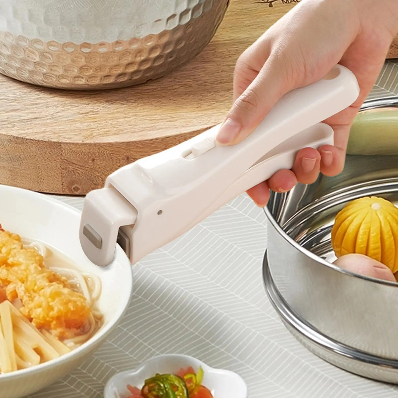 Anti-Scalding Hot Plate Clip Kitchen Pan Bowl Steamer Gripper Air Fryer Microwave Cooking Bowl Clips for Plates and Bowls