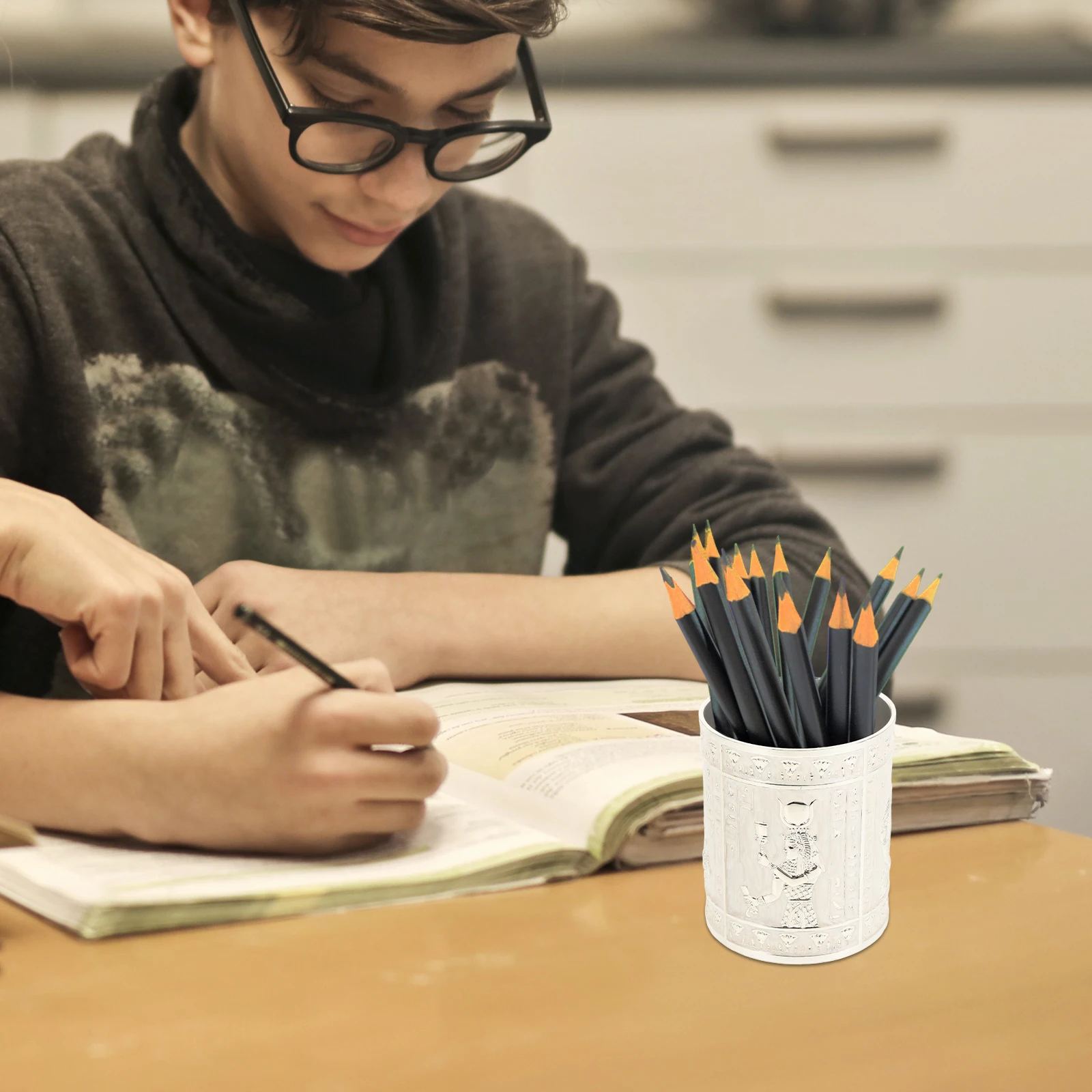 

Idol Pencil Holder Decorative for Desk Makeup Brush Zinc Alloy Cup Office