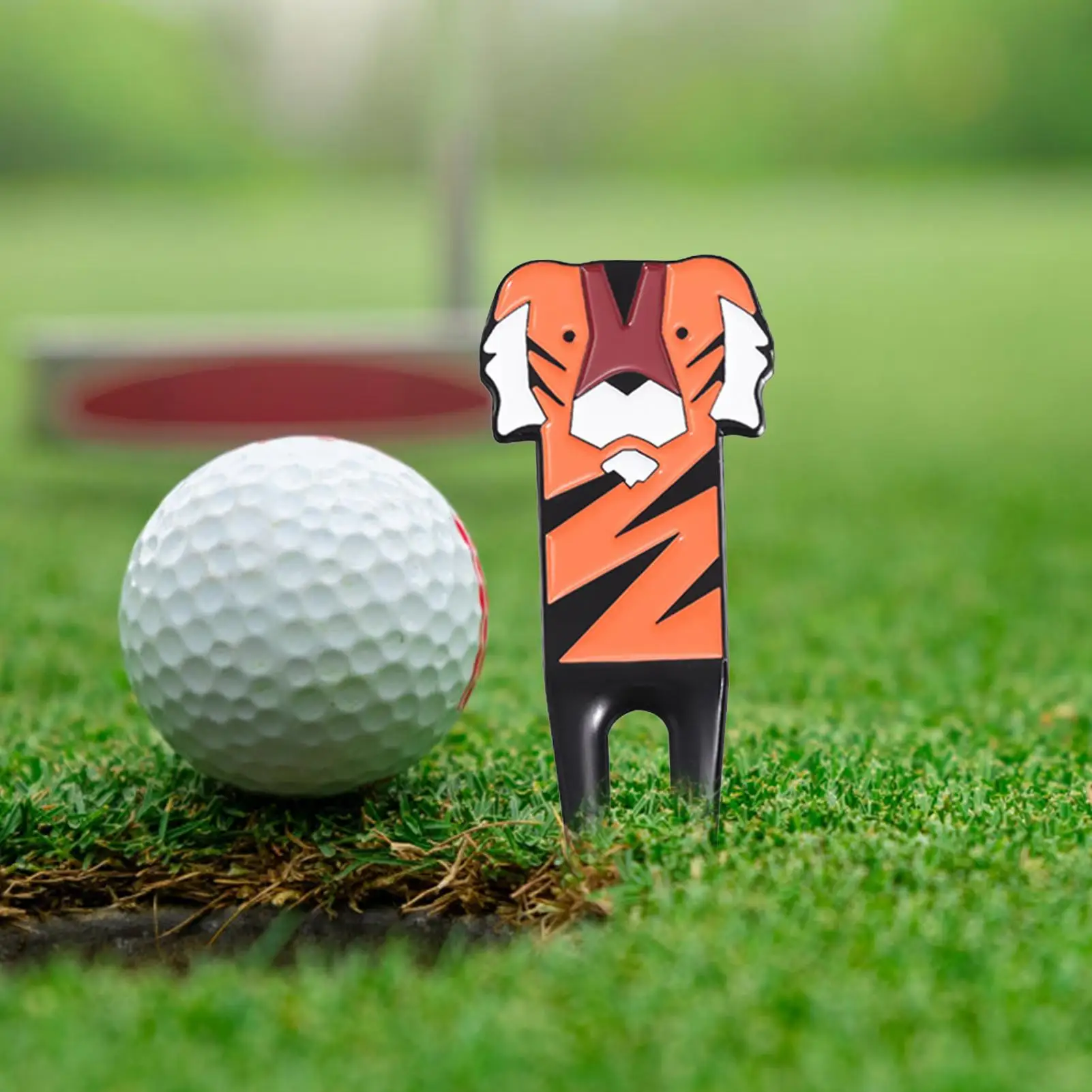 

Cute Tiger Divot Tool and Ball Marker, Alloy Golf Green Repair Tool with Cartoon Pattern, for Golf Course Practice Competition
