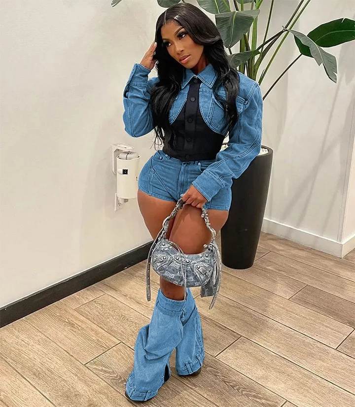 

Women Sexy 2 Pieces Denim Outfits Long Sleeve Button Mini Jacket and Shorts Jeans Suit 2023 Summer FashionTracksuit Outfit Set