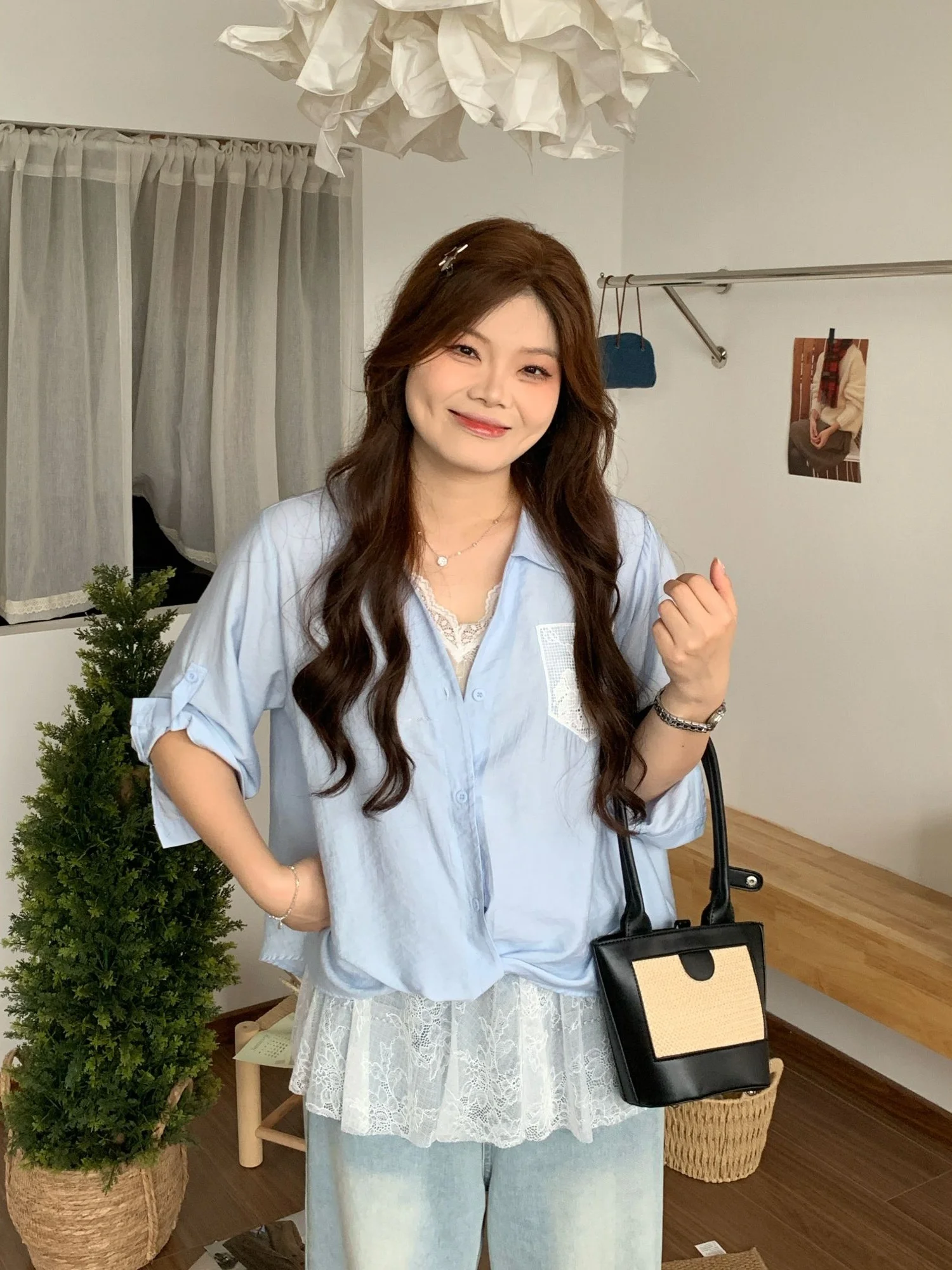 

Soft Korean Style plus Size Shirt Lace Splicing Fake Two-Piece Breathable Loose Fit Women's Casual Shirt Summer Fashion