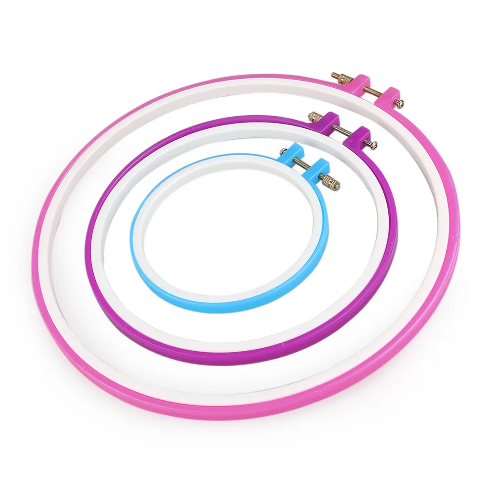 

7 Pcs Embroidery Tool Wooden Frame Mini Hoops Cross Stitch Rings and DIY Medium Small Circle for Rim