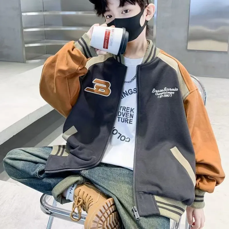 2023 nieuwe jongens honkbaljas met letterprint casual sportieve hoodie jas voor kinderen herfst lente unisex peuter bovenkleding