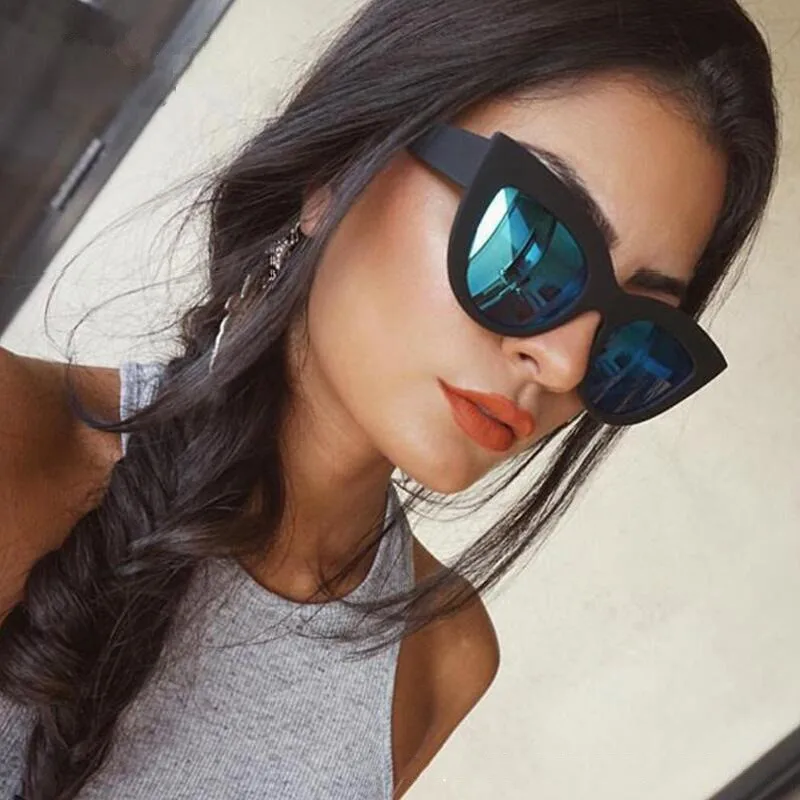 Big Cat Eye Ladies Sunglasses Colored Glasses Women Retro Sun Glasses Female Black Pink Blue Cateye Sunglasses Brand Designer