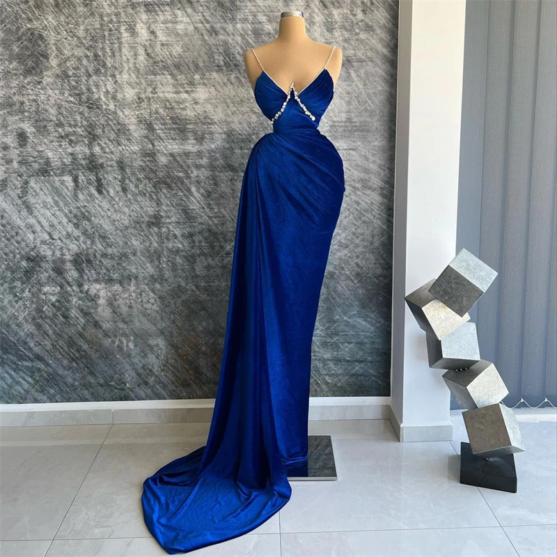 

Navy Blue Sexy Mermaid Evening Dresses V-Neck Spaghetti Straps Pleats Velvet Celebrity Party Gowns Beadings Backless Prom Dress