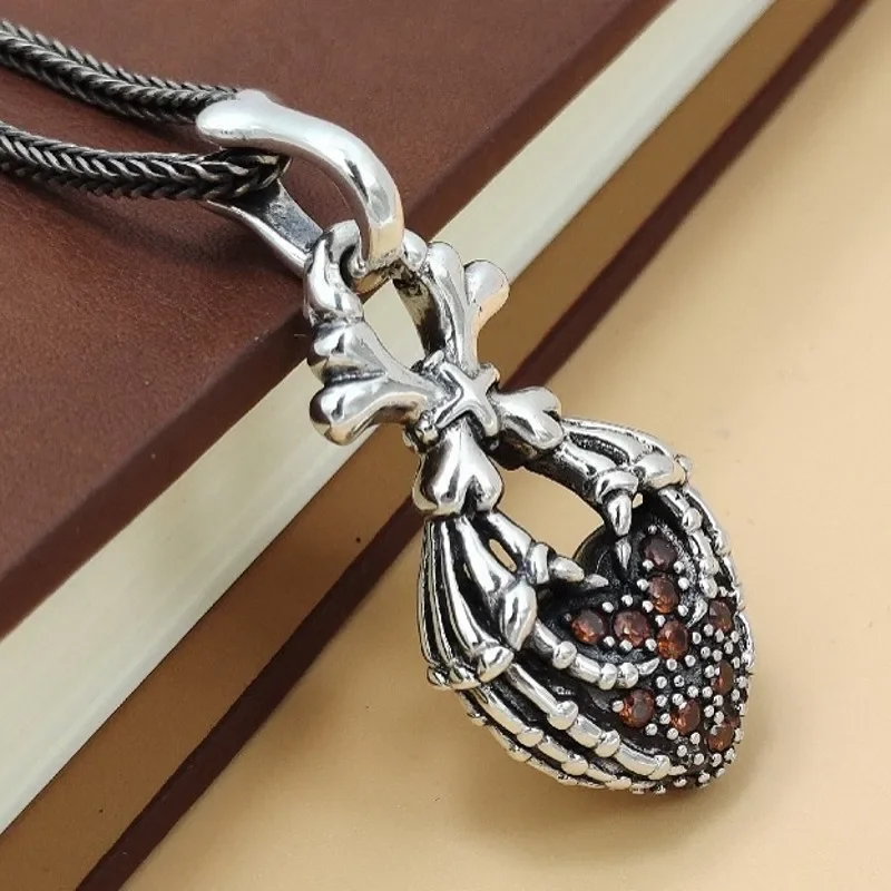 

New S925 Sterling Silver Vintage Double Sided All Diamond Skull Claw Heart Holding Pendant Couple Gift