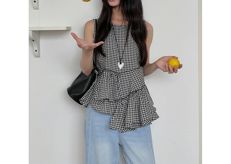 New Summer 2025 Vintage Ruffled Irregular Hem Shirt