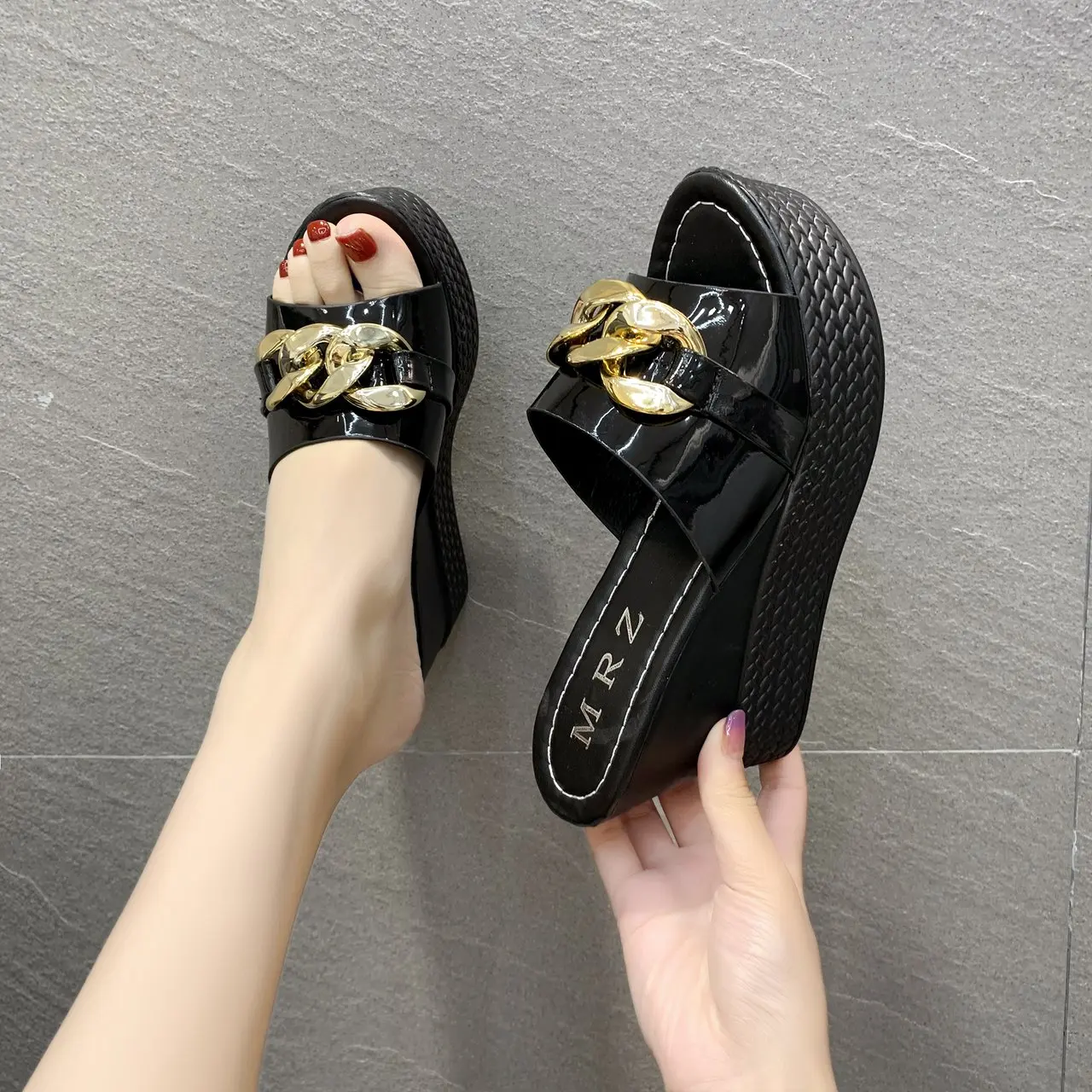 

Womens High Heels Sandal Thick Bottom Casual Shoes Ladies Summer Wedges Sandals Woman Shoes Women Platform Mules Slipper