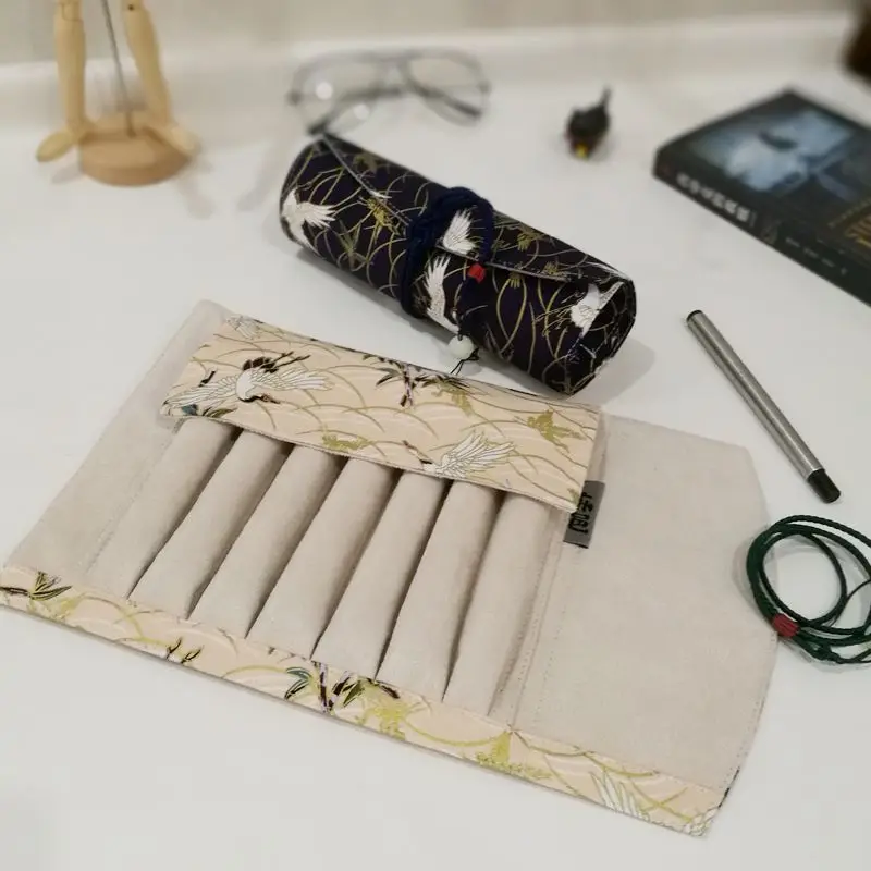 

Handmade Pen Bag Large Capacity Pen Curtain Cute Pen Bag 7-hole Pen Bag Vintage Roll Bag Kawaii Pencil Pouch Case