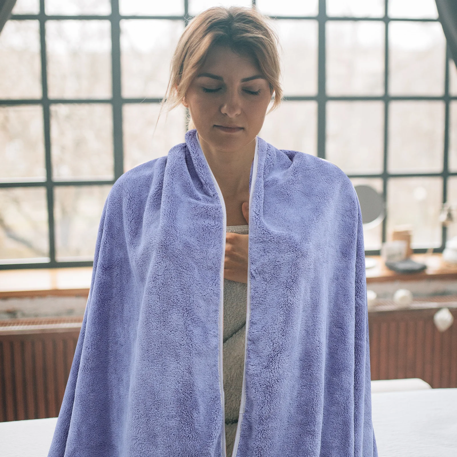 

Extra Large Coral Fleece Bath Towel Soft Skin-Friendly Super Absorbent For Home Hotel Travel Swimming Pool Outdoor