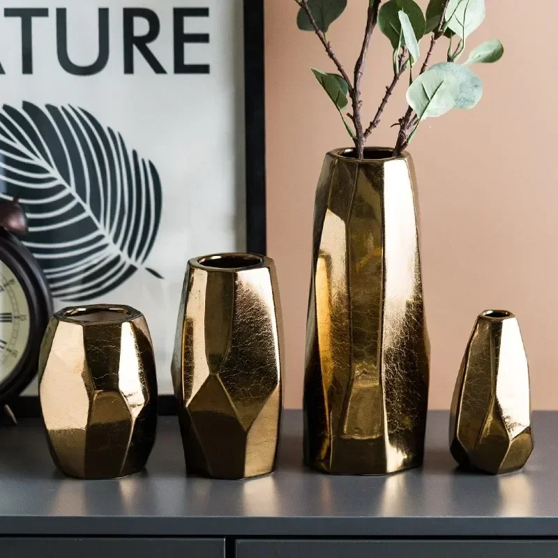 

Northern European light luxury gold geometric irregular vases, European and American electroplated ceramic dry flower decoration