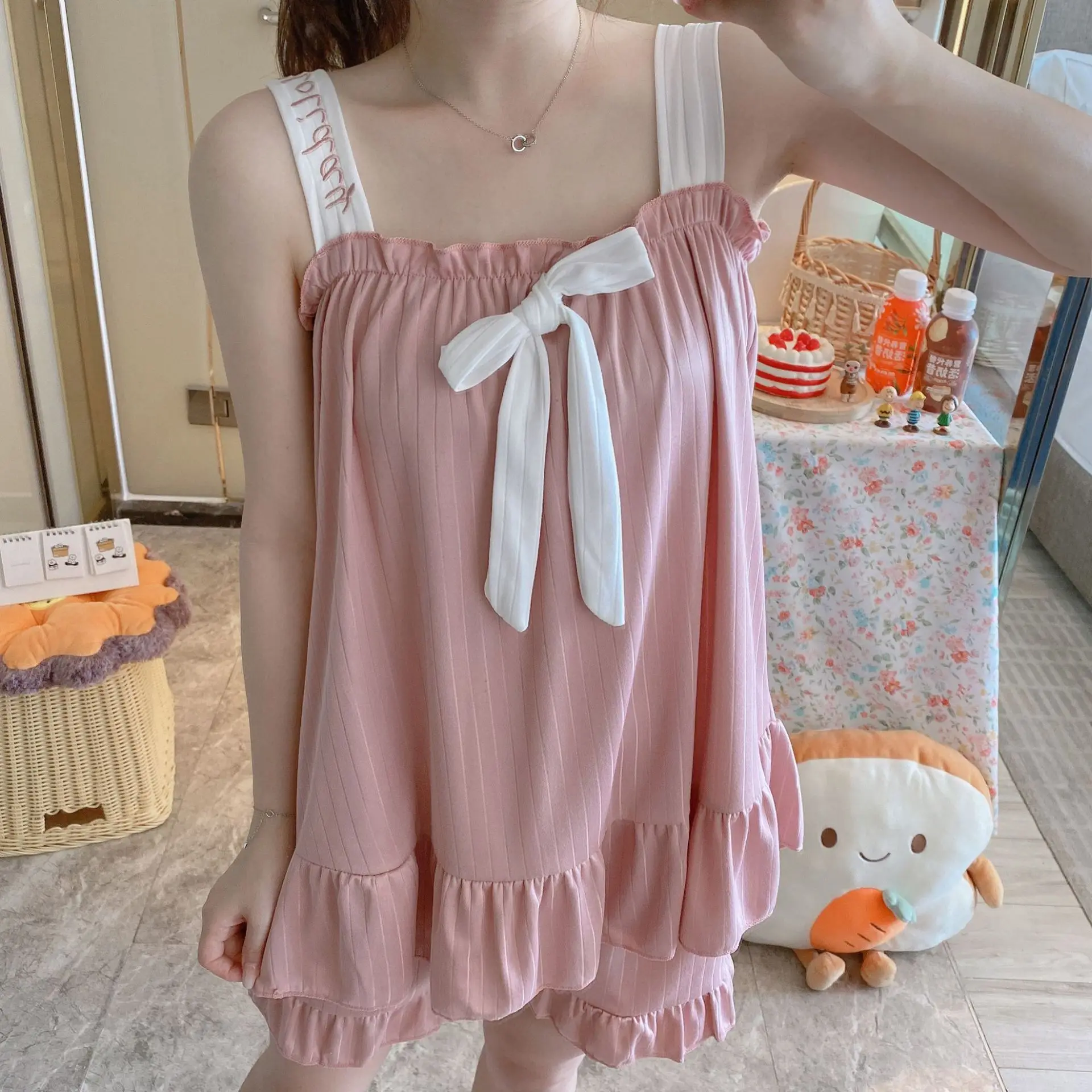 

Женский домашний комплект из двух предметов: пижама с шортами для сна, летний костюм для женщин