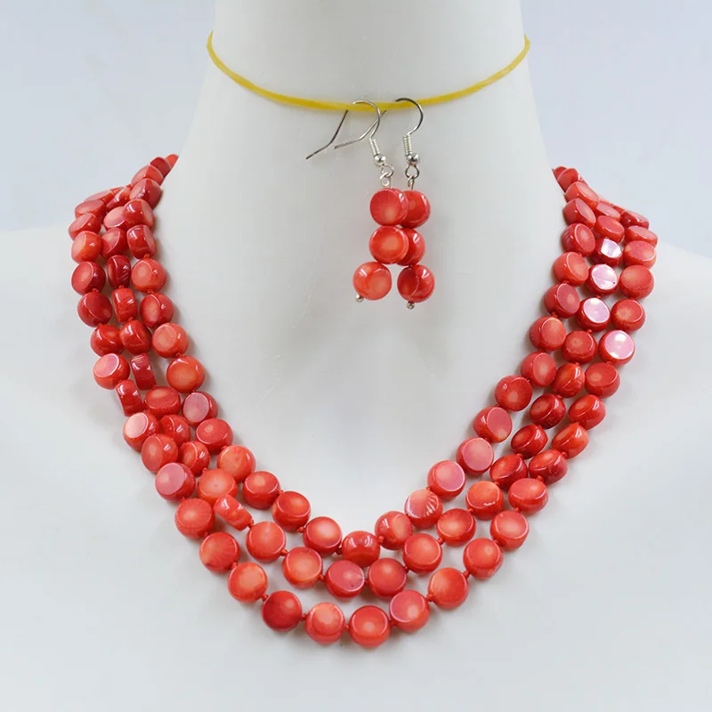 

3 rows of 10mm high-quality natural coral necklace bracelets and earrings.. The most classic jewelry set for women's parties