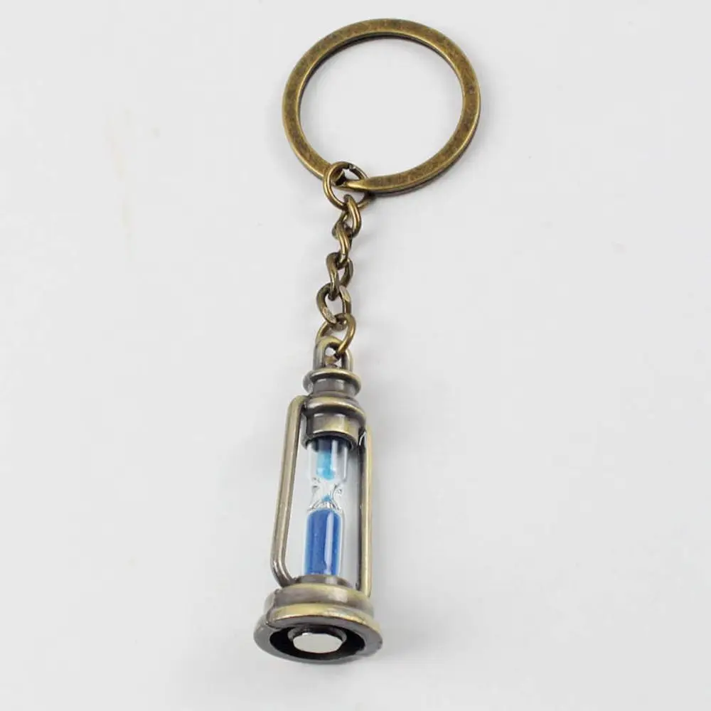 

Creative Nostalgic Metal Hourglass Keychain Retro Metal Craft Lamp Hourglass Lightweight Car Hourglass Pendant Car Pendant
