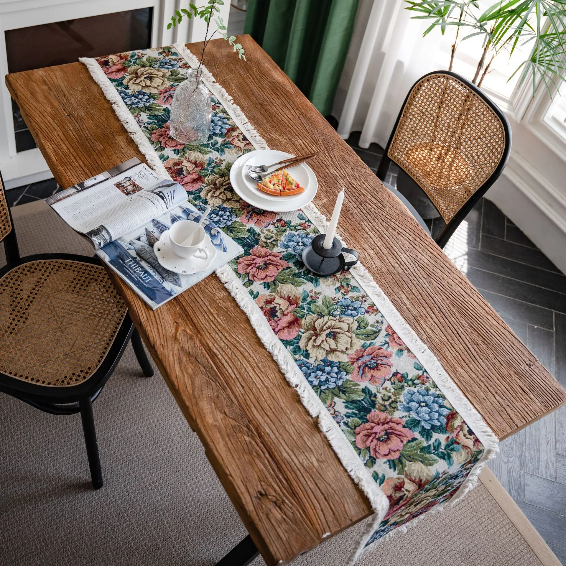 Vintage Autumn Oil Painting Table Runner with Tassels - Boho Sideboard Suitable for Autumn Farmhouse Country Embroidery