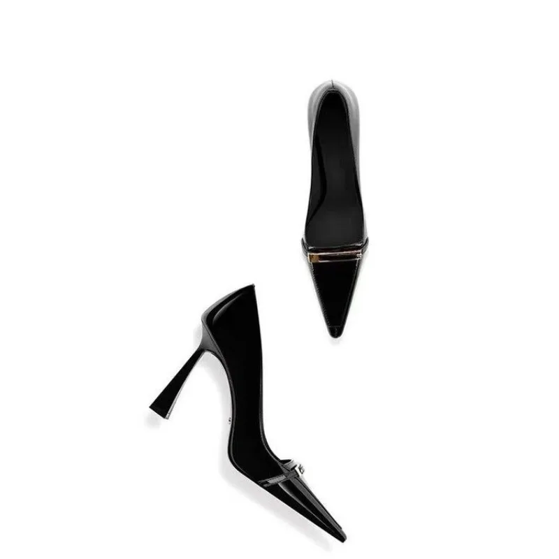 Thumbnail 4 - #17 Latest Middle Heels Offers
