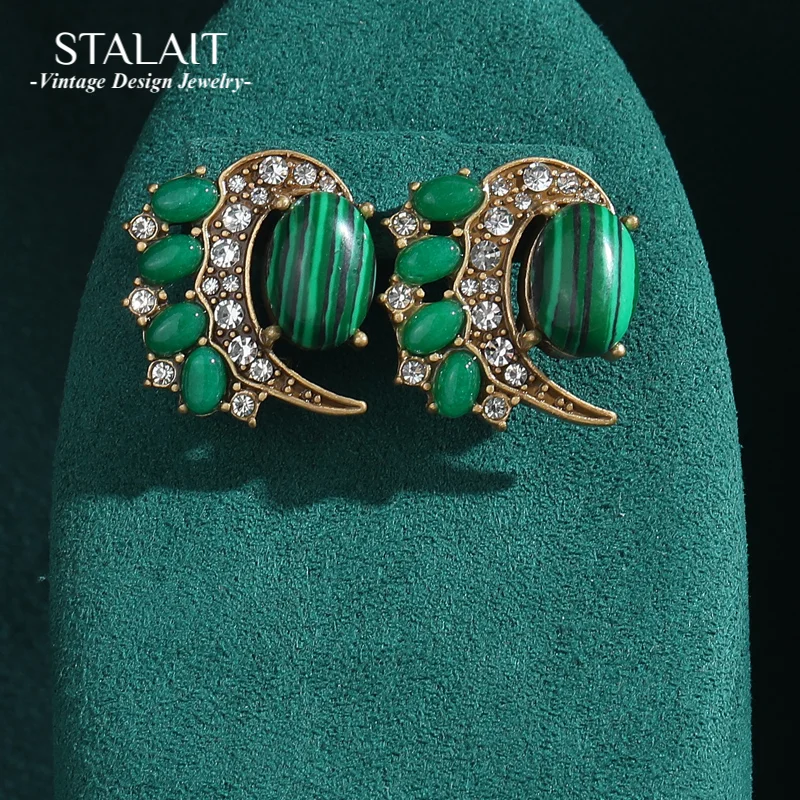 

Bohemia Retro Stud Earrings For Women Elliptical Peacock Green Stone Phoenix Tail Rhinestones Designer Antique Jewelry New 2025