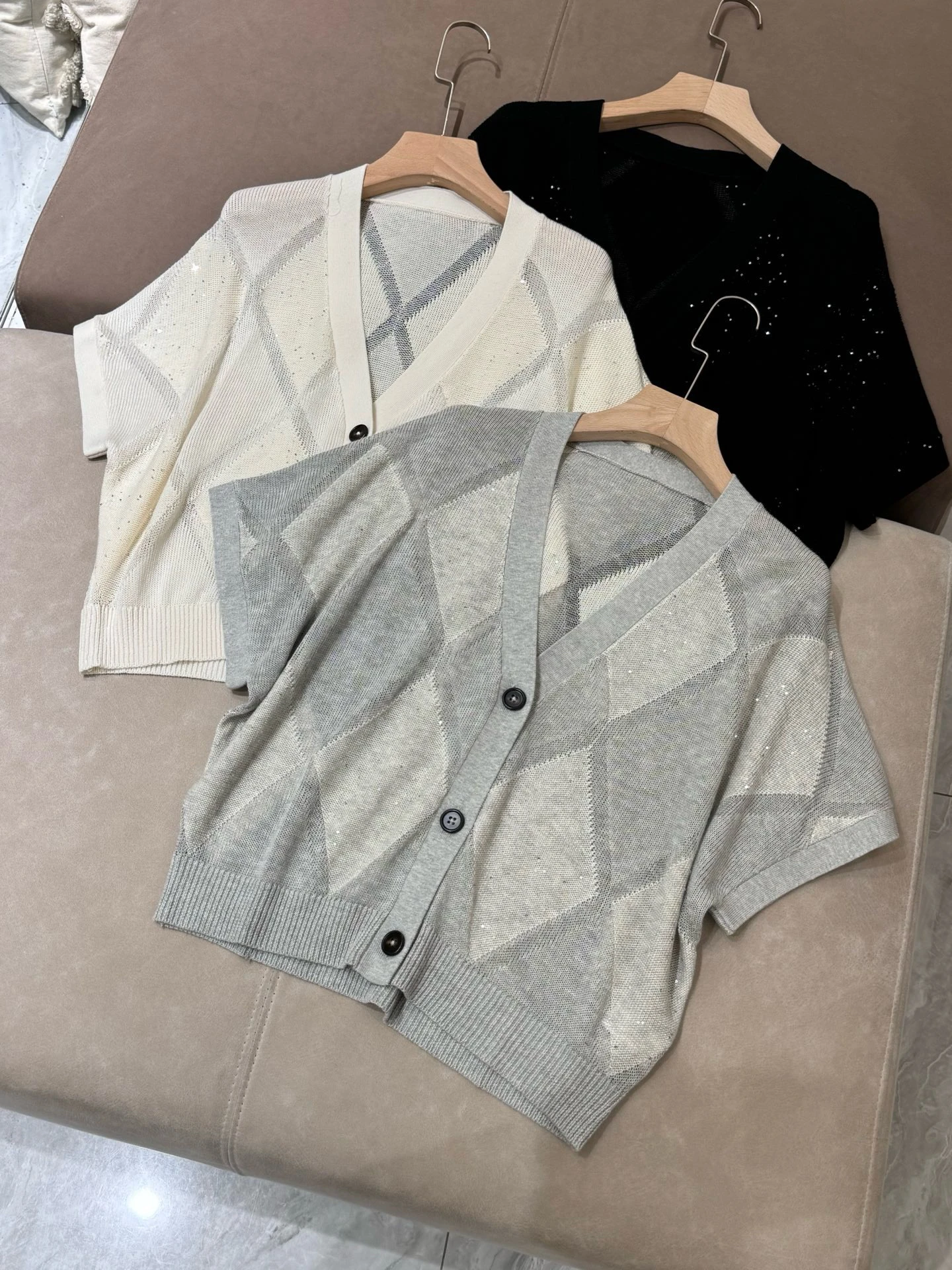 

Льняной шелковый кардиган с v-образным вырезом и открытым вырезом, женская повседневная футболка с ярким узором Tead, летняя одежда