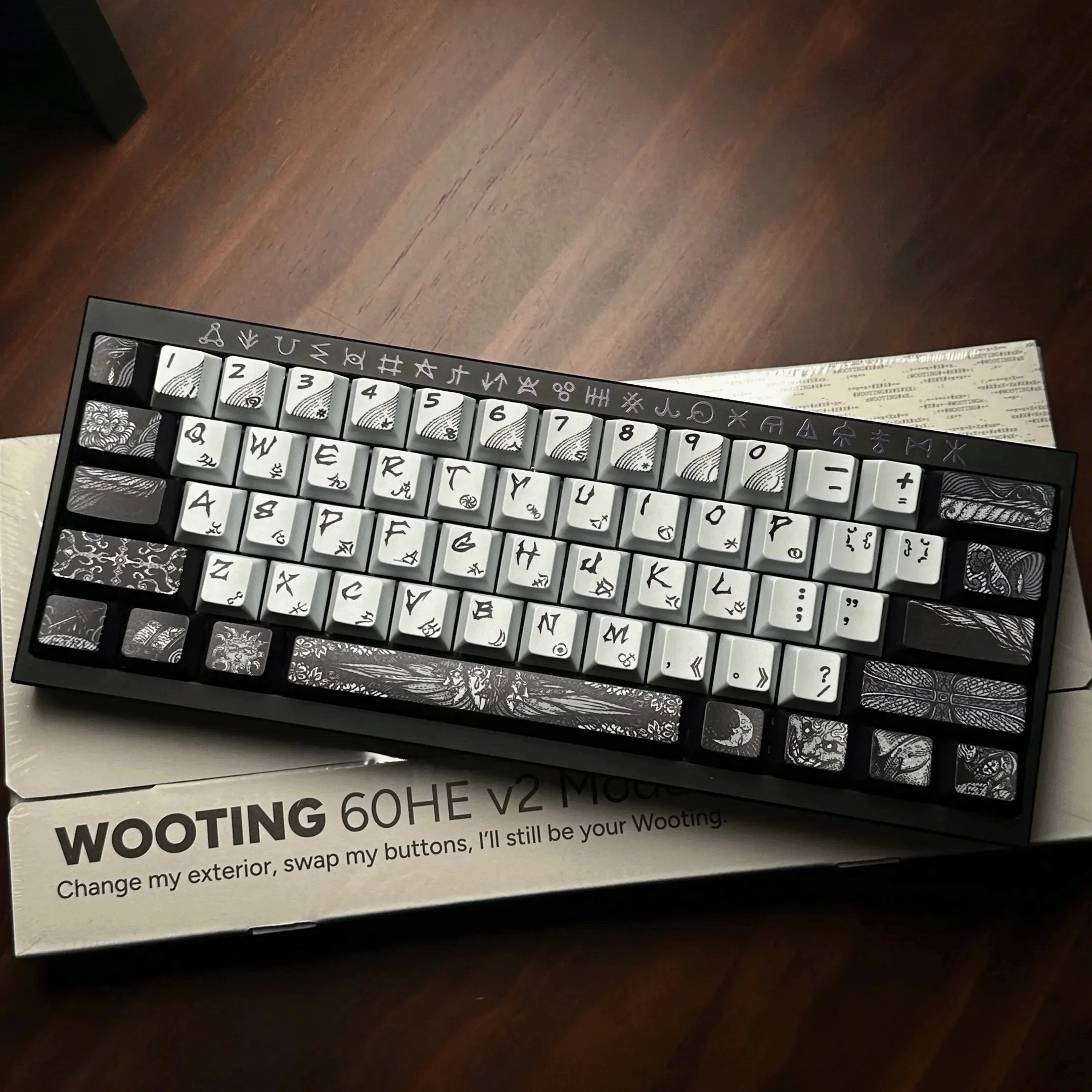 Wind Hat Angel Keycaps Anime Cherry Dye-Sub PBT Personalized Customized Mechanical Keyboard Keycap Made68 Wooting60He + Ace68