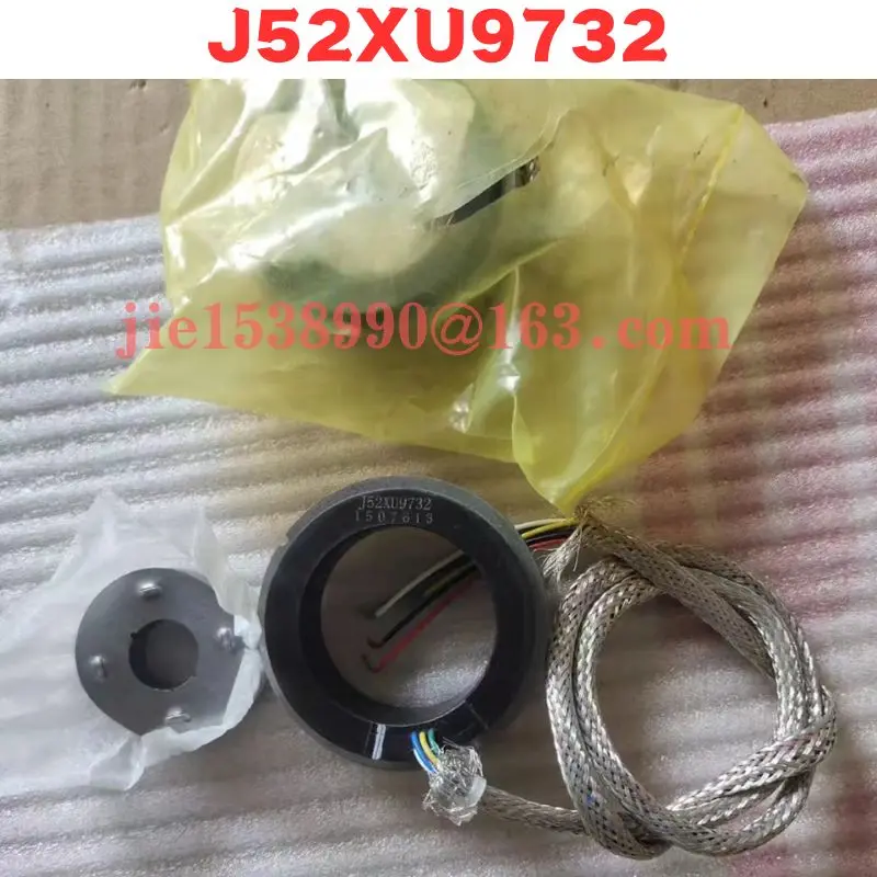 Used J52XU9732 Normal Function Tested OK
