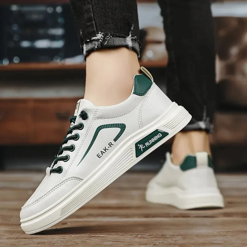 

Leather board shoes, canvas shoes, casual shoes, student shoes, men's shoes, trendy shoes, seasonal styles