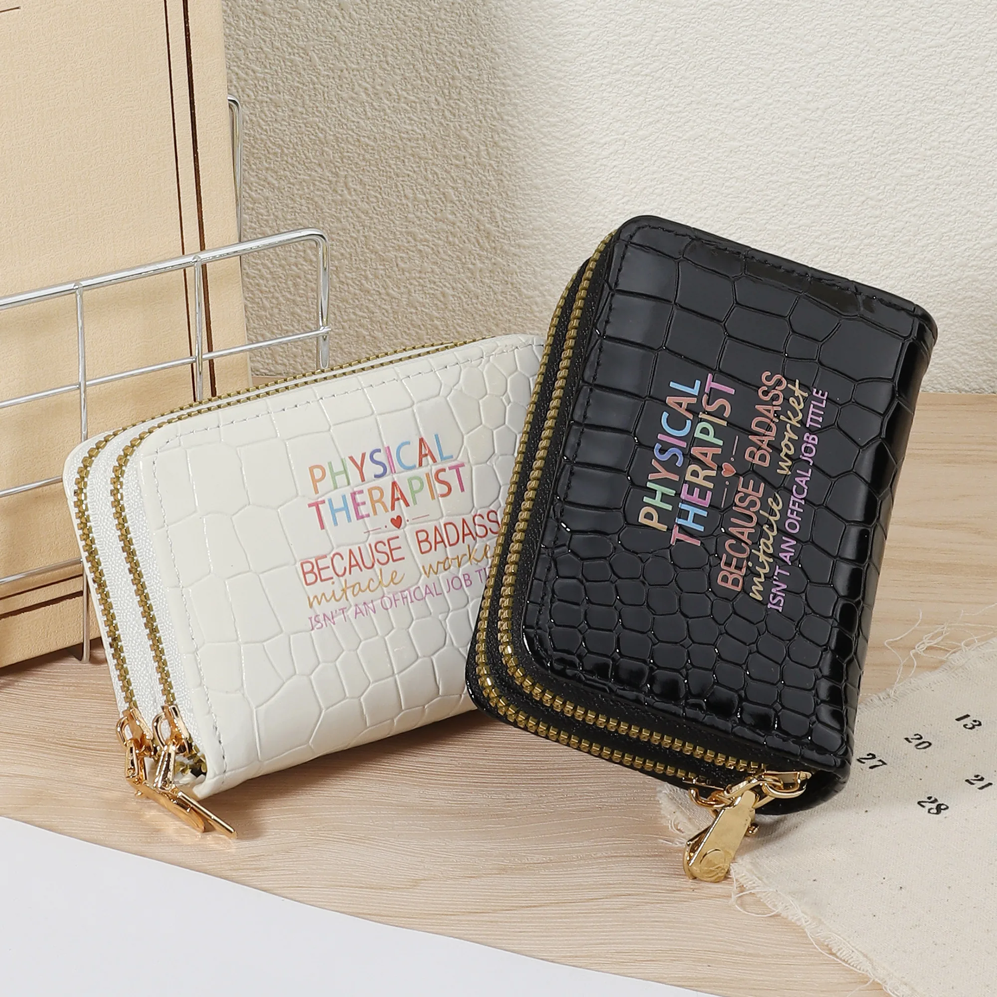 محفظة نسائية قصيرة متعددة الاستخدامات، سحاب مزدوج حول محفظة القابض، حامل بطاقات منقوش على شكل تمساح خفيف الوزن #3