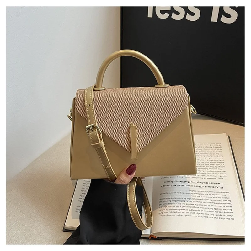 

Women's Shoulder Bag Made Of Premium Leather Boasting Paris High-End Vintage Neat Spacious Soft Daily Look​