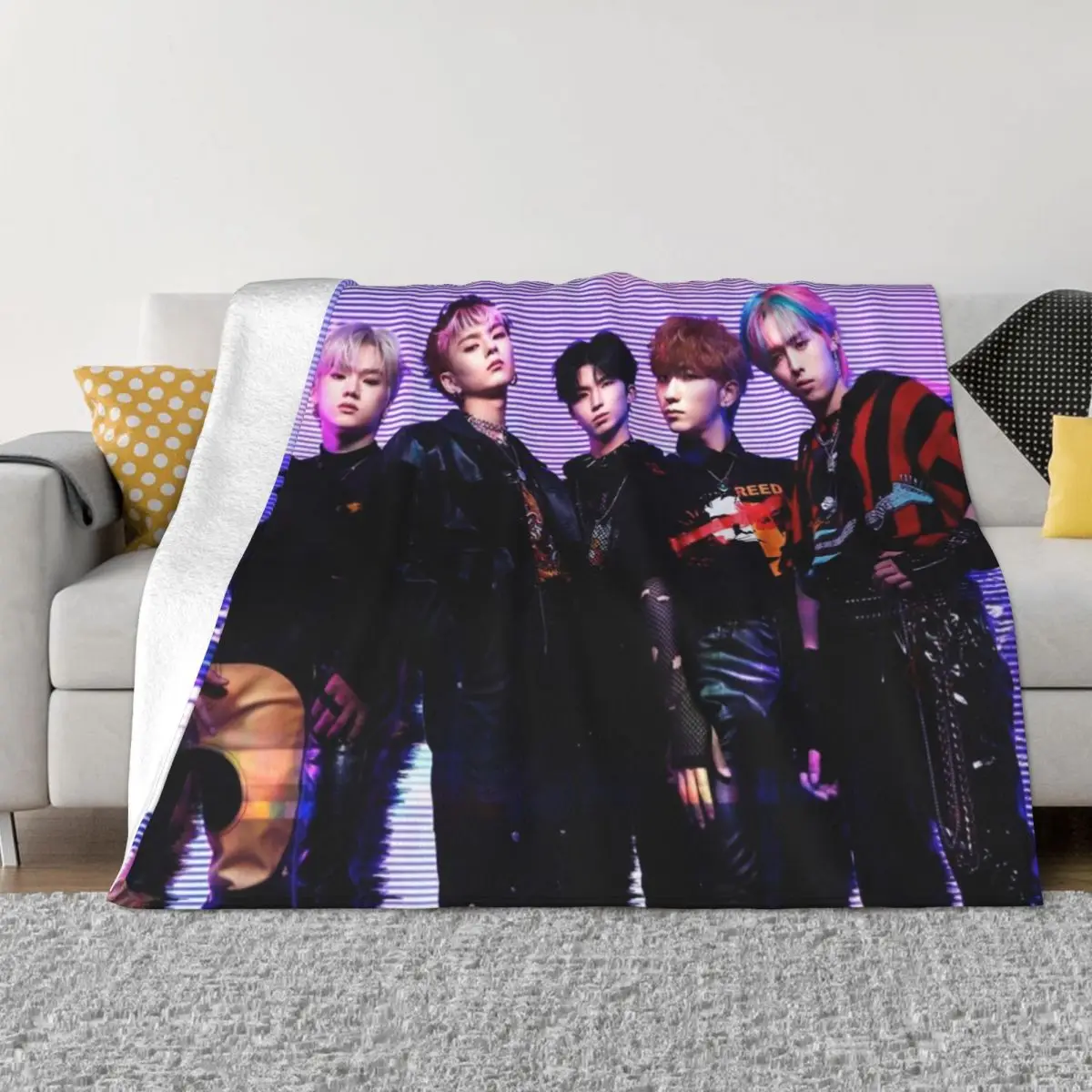 Xdinary Heroes Poster KPOP band mini album Hello World 4 Throw Blanket Luxury Luxury Designer Blankets