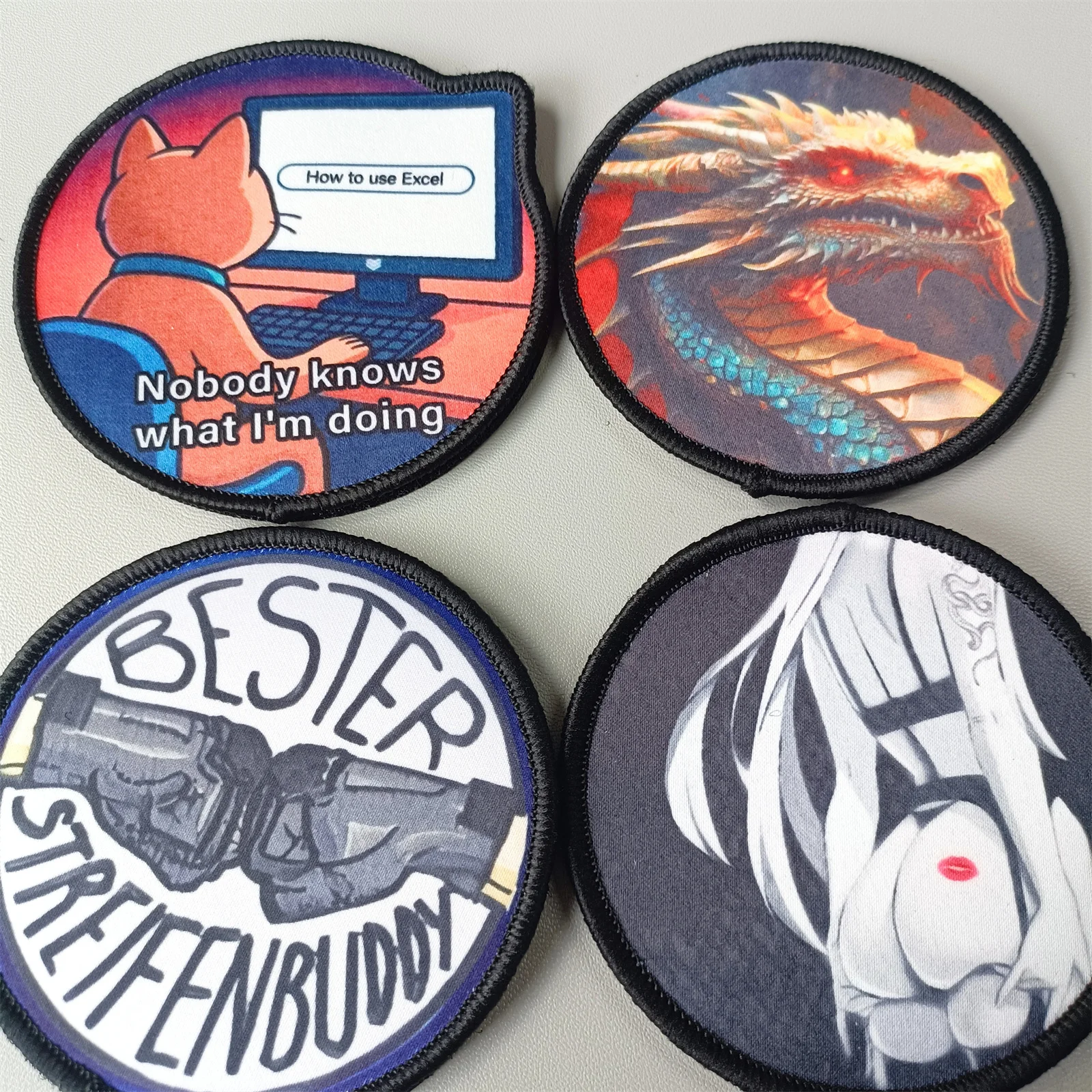 Badge exquis à crochet et boucle pour sacs à dos et vêtements, patch de personnage attrayant, patchs tactiques, autocollants décoratifs