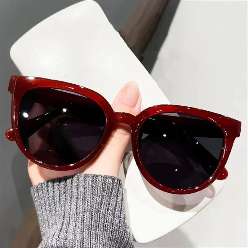 New Small Frame Circular Shape Sunglasses Women\'s Brand Designer Fashion Sun Glasses Women  Travel Eyewear UV400 Oculos De Sol