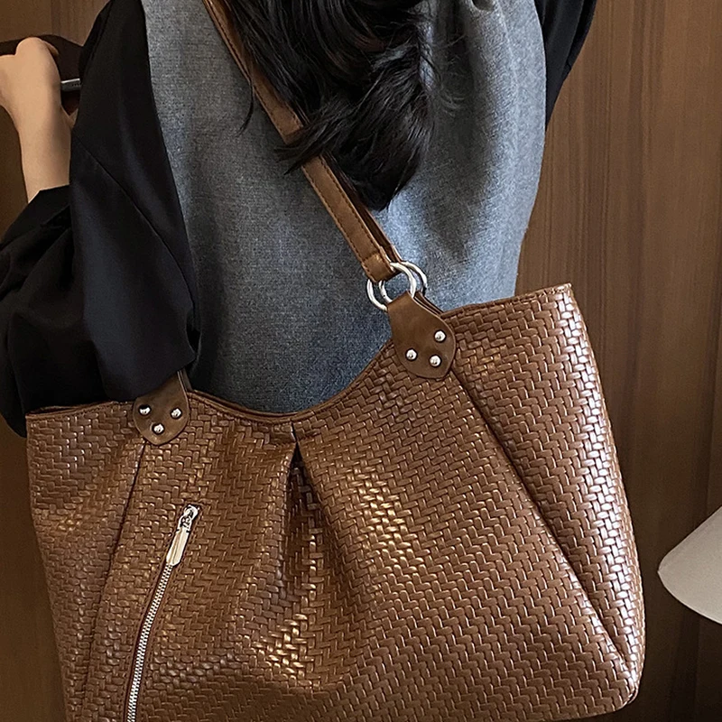 Koreanische Schultertasche mit seitlichem Reißverschluss, Vintage Casual Handtasche für Damen, minimalistische, schicke, einfarbige Rattan-Webtasche, Einkaufstasche – Detail 6