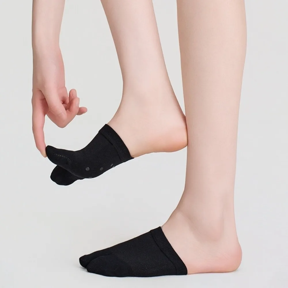 Fashion Silicone Anti-slip Forefoot Socks Soft Elastic Half Feet Socks Invisible Splitting Toes Toe Socks Summer