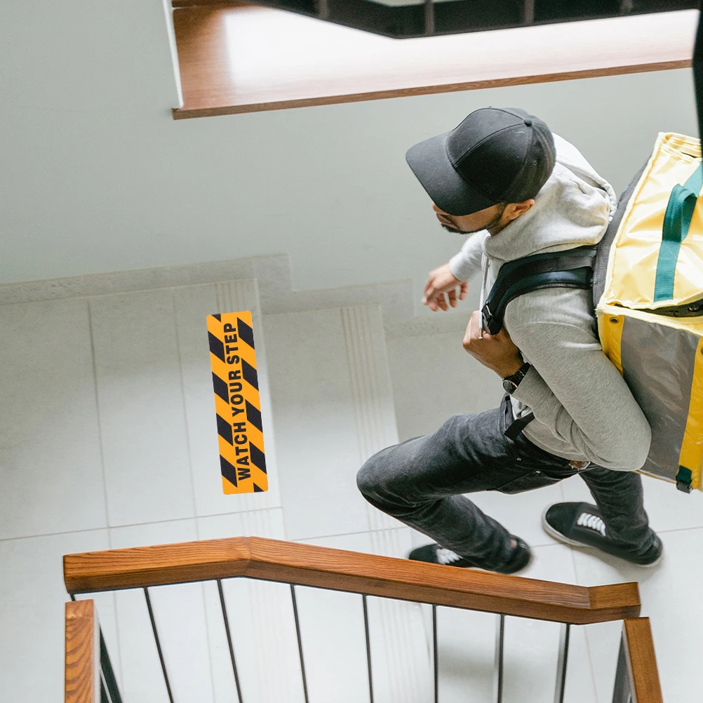 4 قطعة ملصقات مضادة للانزلاق مقاومة للماء شارات مضادة للانزلاق علامات تحذير أرضية زلقة شريط أرضي مبلل للخارجية والداخلية #1