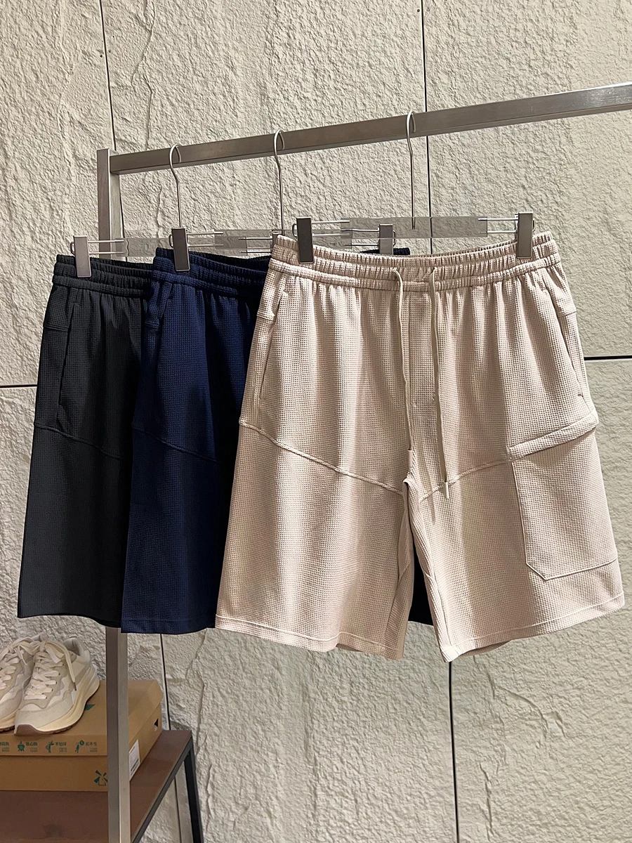 

Quick Dry Elastic Waist Shorts Men's Casual Outdoor Summer Shorts Five-Point Pants Breathable Waffle Pattern Fashionable Urba...