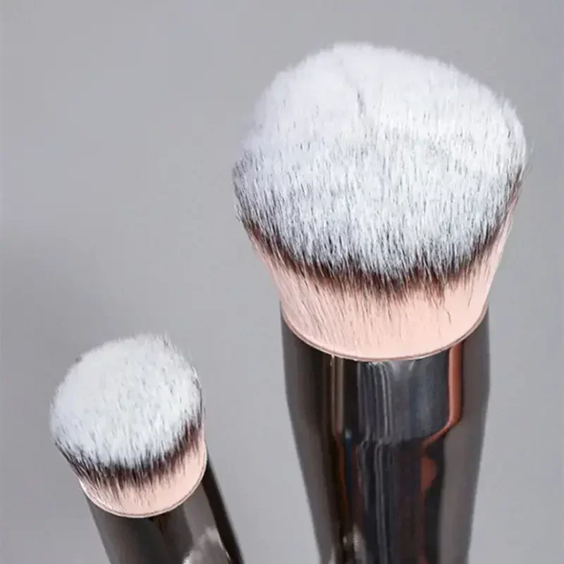 Pincel de corretivo de base por atacado, pincéis de blush de contorno premium, pincel de maquiagem facial denso impecável sob os olhos para mistura
