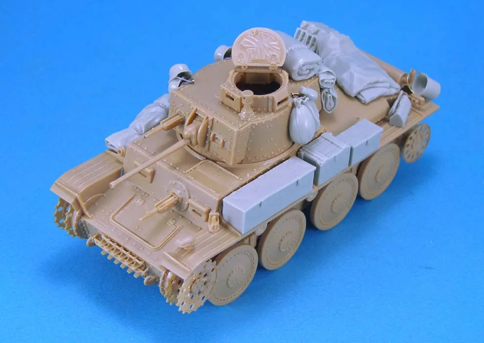 1:35 Scale Die Cast Resin Figure Model Assembly Kit Pz.Kpw.38(t) Light Tank Deposit Conversion (No Etching) Unpainted