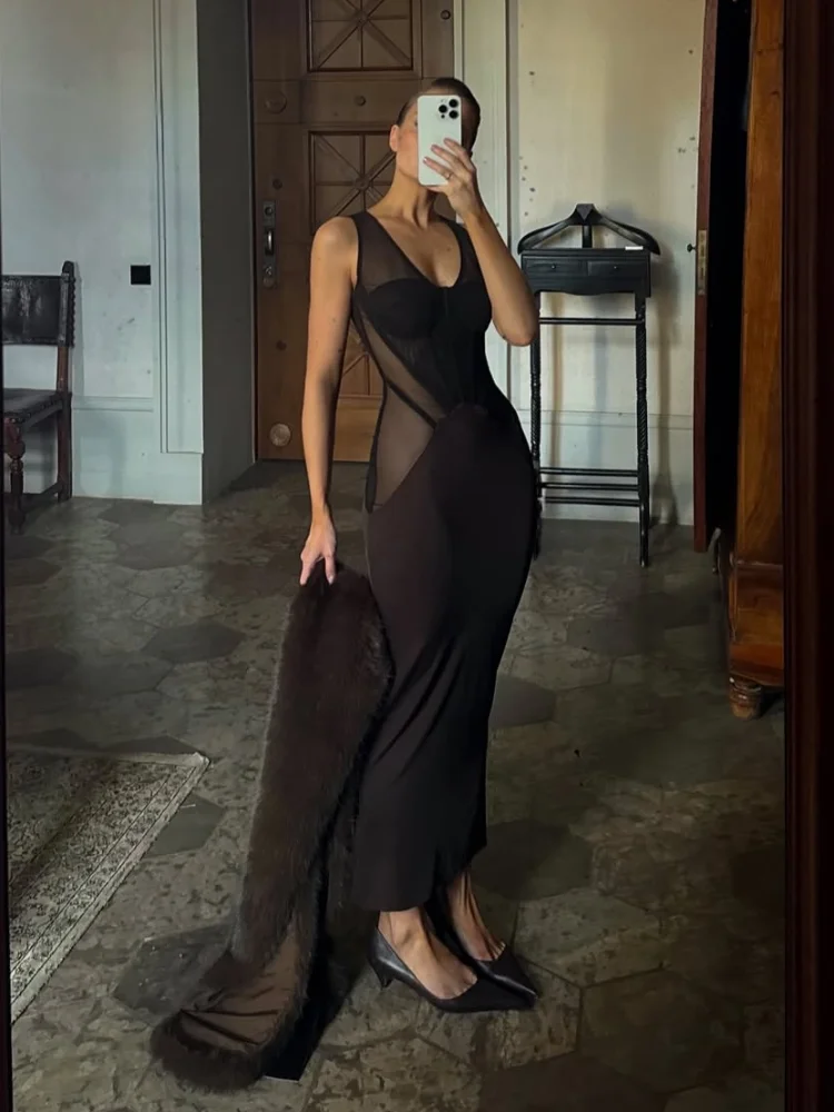 Chic abito con fionda patchwork in garza nera donne sexy senza maniche scollo a V vedere attraverso abiti longuette sottili 2026 abiti da sera da donna