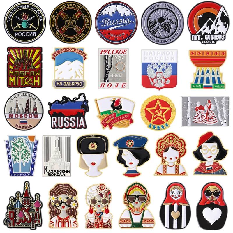Pin esmaltado con bandera rusa de la URSS, edificio de la catedral de San Basilio, montaje de Elbrus, insignia de la Torre Suyumbike, regalos de joyería de recuerdo