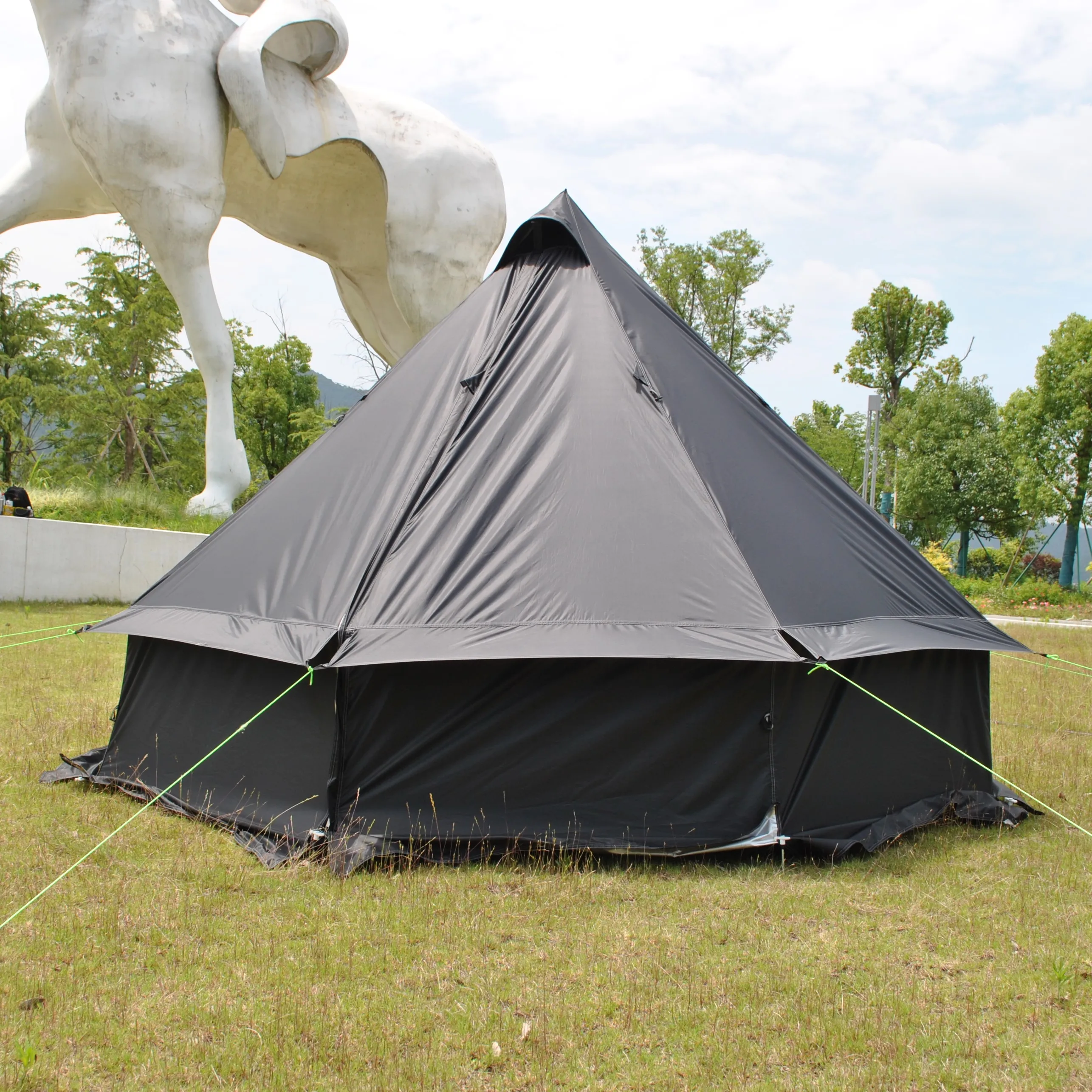 

CZX-988 8 Person Teepee Tent Picnic Pyramid Mongolian Yurt Stove Hot Tent with Chimney for Camping Outdoor Adventure
