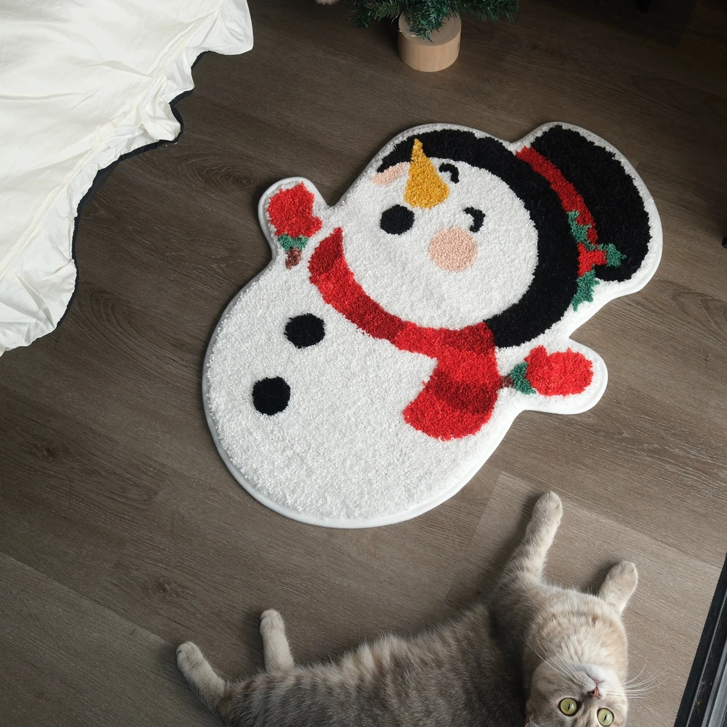 Christmas Tufting Snowman Bathroom Mat Soft Tufted Holiday Bedroom Carpet Bedside Rug Floor Non Slip Pad Aesthetic Home Decor