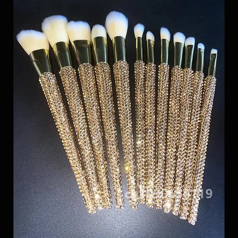 12 Teile/satz Diamant-verzierte Make-Up Pinsel Edelsteine Make-Up Schönheit Werkzeuge Voller Diamanten Lose Pulver Foundation Concealer Pinsel Bling