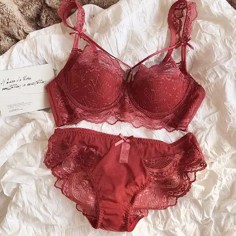 MOYISU Adjustable Lace Bralette for Small Chest Bra Set Removable Straps Thin Padding Soft Wire Comfort sexxy Girls Underwear